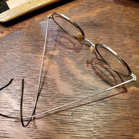 Antique Spectacles, Glasses 10k GOLD Filled CORTLAND Rare BiFocals w/CASE - Picture 2 of 11